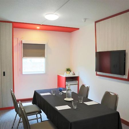 Отель Ibis Sydney Airport Экстерьер фото