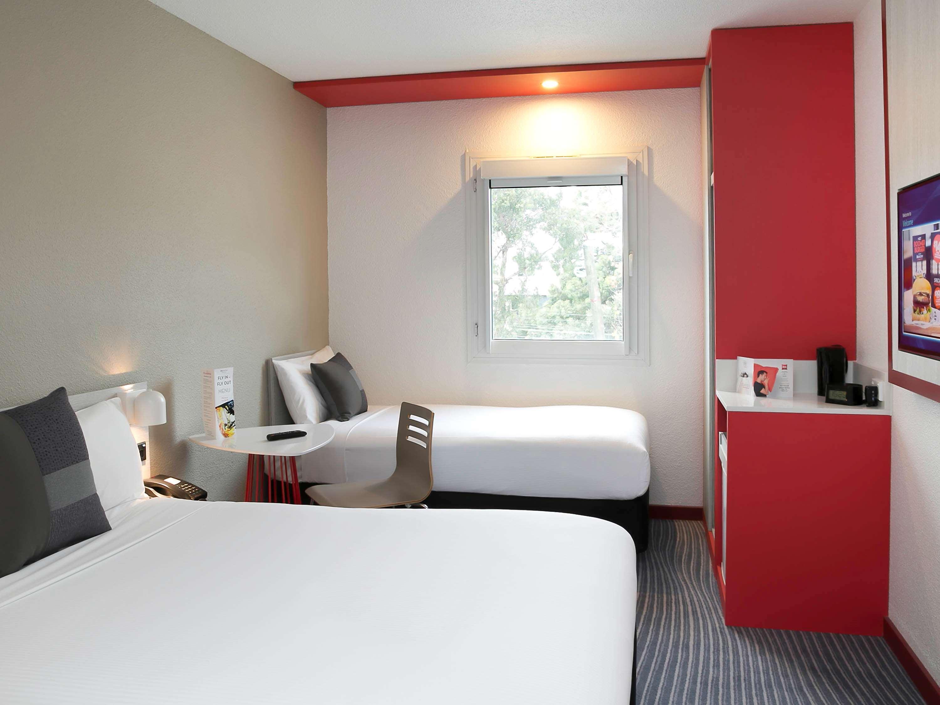 Отель Ibis Sydney Airport Экстерьер фото