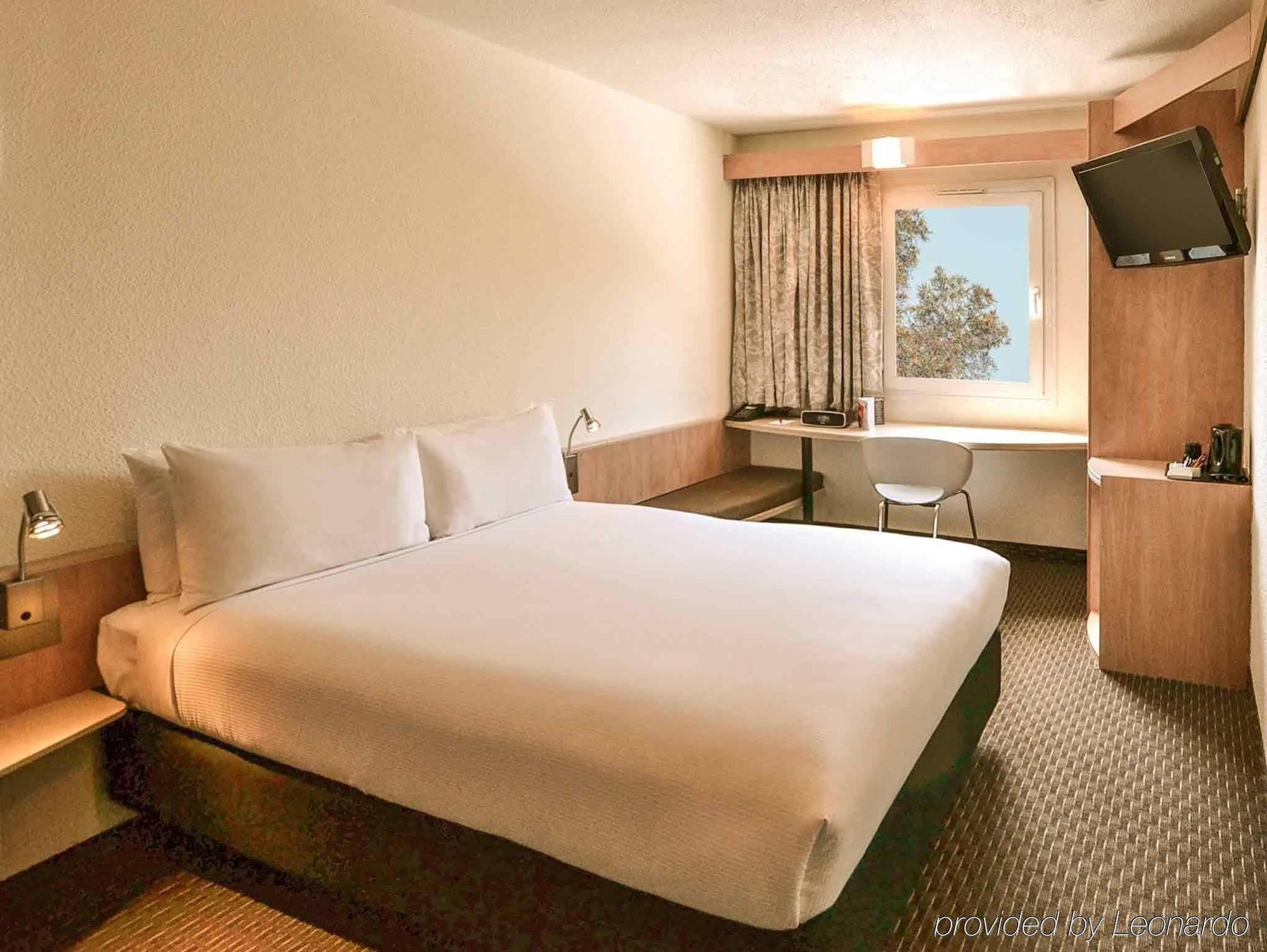 Отель Ibis Sydney Airport Экстерьер фото